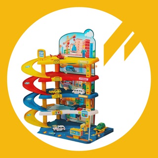 Паркинг ул. Лучистая д.8. Екатеринбург