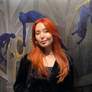 Мона познает мир