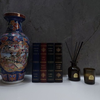 Хадошка Читает