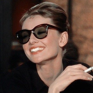 Завтрак у Холли