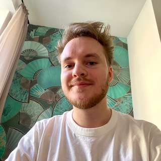 Что делает Серёжа?