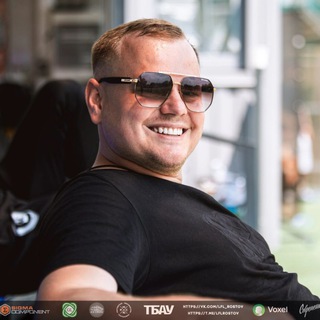 Футбол и микрофон