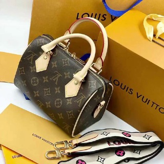 БИЖУТЕРИЯ | СУМКИ