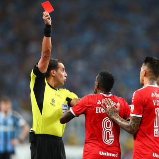 Футбол. Травмы перед матчем. Составы команд