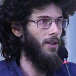 🕊️Взгляд из-под столика 🕊️