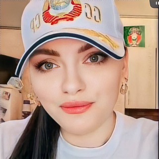 Лера и булочка ❤️