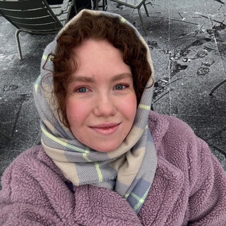 Люба Лесникова