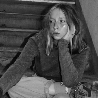 в стиле сëрф-панк