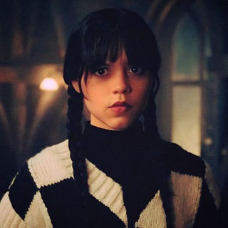 Дженна Ортега арты