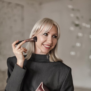 Визажист Юлия Мелеховец