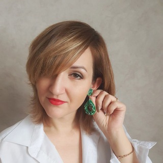 Kalinkabrosh дизайнер украшений Елена Калинина. Создаю броши, серьги, колье и сумки из натуральных камней, авторская вышивка