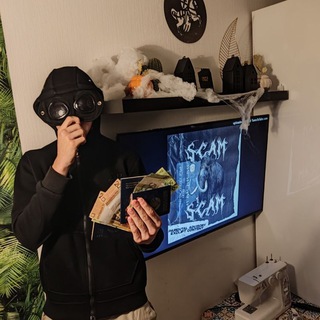 𝕄𝔸𝕂ℝ𝕌𝕊𝕙𝔸