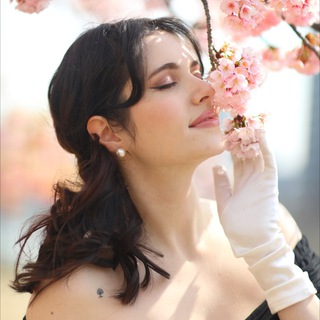 Katrin_Gratt 🪆🎥🌆 Diary