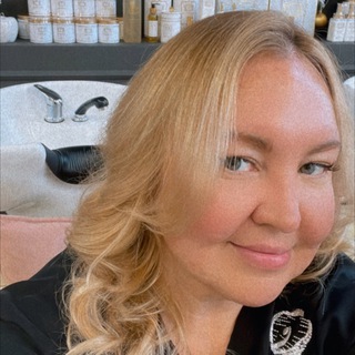 Деньги, книги и интриги 💴 💰