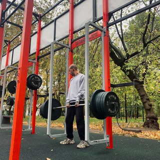 День прошёл, в кармане доллар