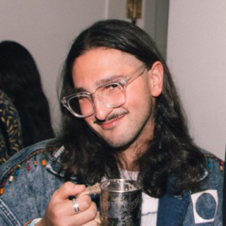 Котик енотик 💜