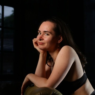 Вероника и менеджент