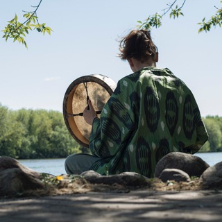 Побудь с этим😌