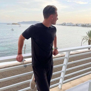 МИША ДАРИТ 💰