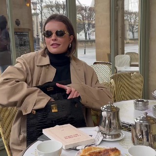 Hot as croissant 🥐