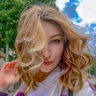 Лена Лирика