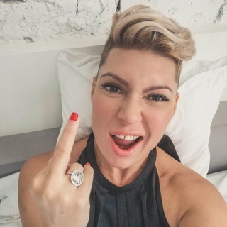 ПОДРУГА АНГЕЛОВ. Футболки, искусство, мёд и трава 🪴