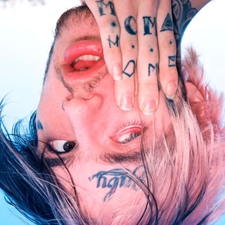 Ничтожный креативный директор: зубы венедиктова