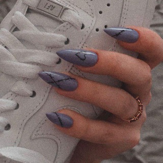 Маникюр 💅🏻