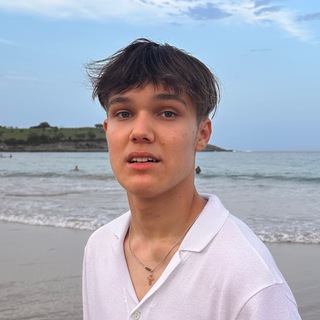 сааша тут ✌🏻