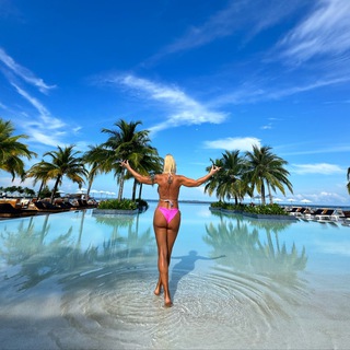 Елена Санжаровская