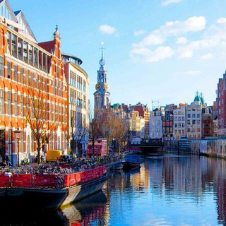 Нет, в кофешопы не ходили, и 