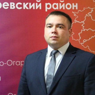 Роман Попов