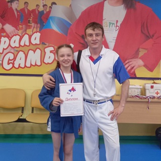 Станислав Безматерных