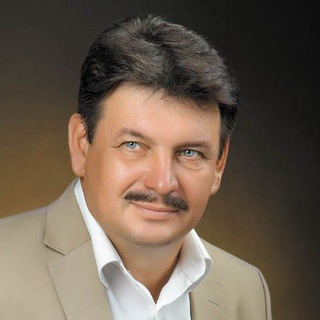 Виктор Петров