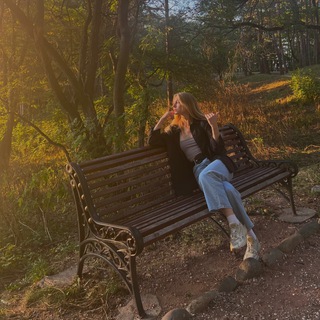 𝐓 𝐔 𝐑 𝐈 𝐋 𝐎 𝐕 𝐀