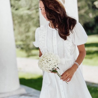 Ксения Леон