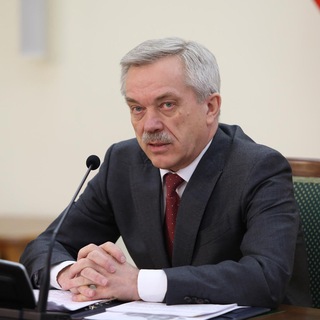 Сенатор Евгений Савченко