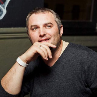 Адвокат на диване