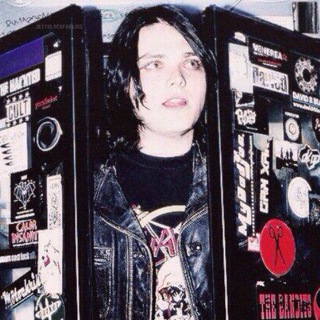 I'm not... Gay...｡･:*:･ﾟ