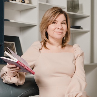 Юлия STAVROVASKRIPNIK