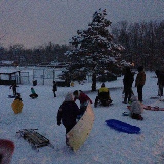 пикник на обочине.