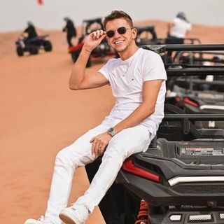 Дмитрий Комаров