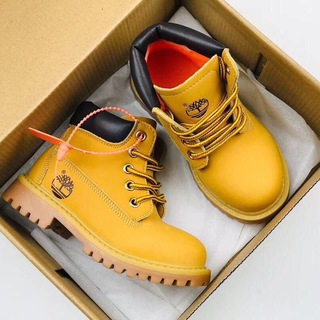 ДИТЯЧІ ІГРАШКИ ОДЯГ КРОСІВКИ