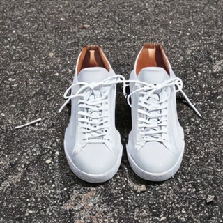 Кроссовки👟