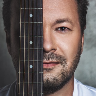 Виктор Дорин - российский артист