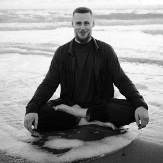 Владислав Правка