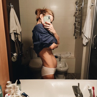 молодая мама