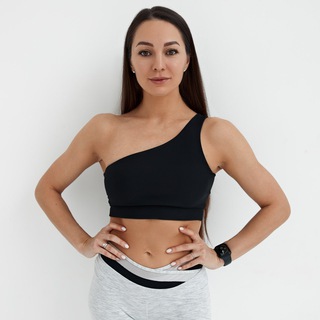 Алена Глушкова - твой тренер в зале и онлайн.