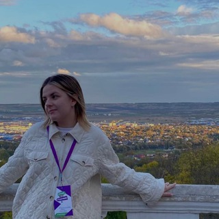 просто Аня🧡