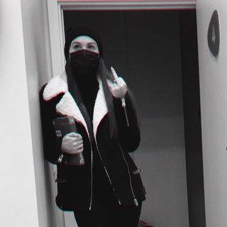 кто такая Анна Элис?